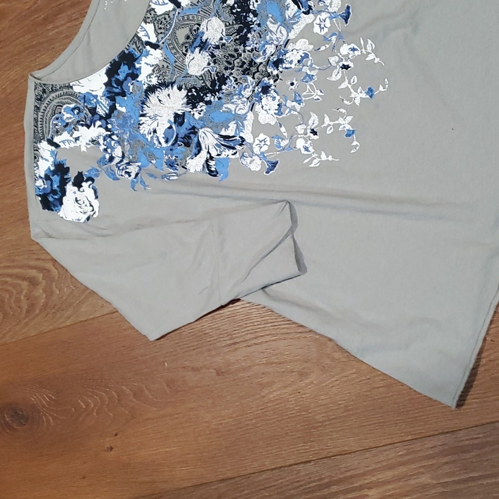 LUCKY BRAND tshirt. #3946 - Picture 3 of 7
